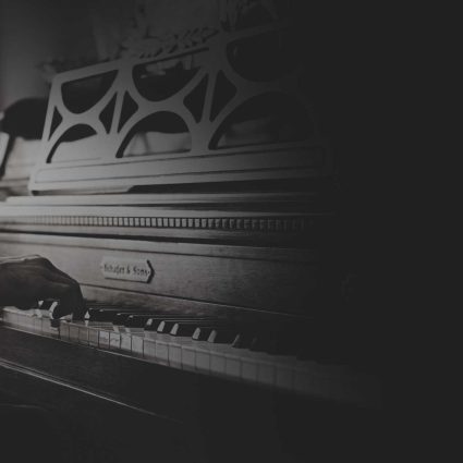 man-music-black-and-white-keyboard-technology-white-62572-pxhere-com-hero.jpg